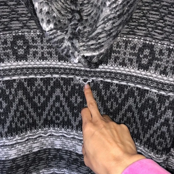 Caslon M Cardigan Knit Black White Grey Ornament